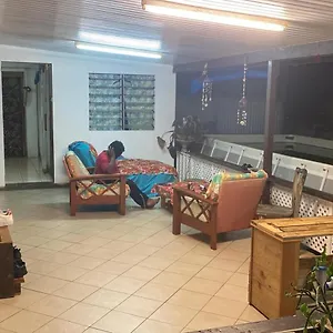  Hostel Ravehei Smile Papeete Punaauia French Polynesia